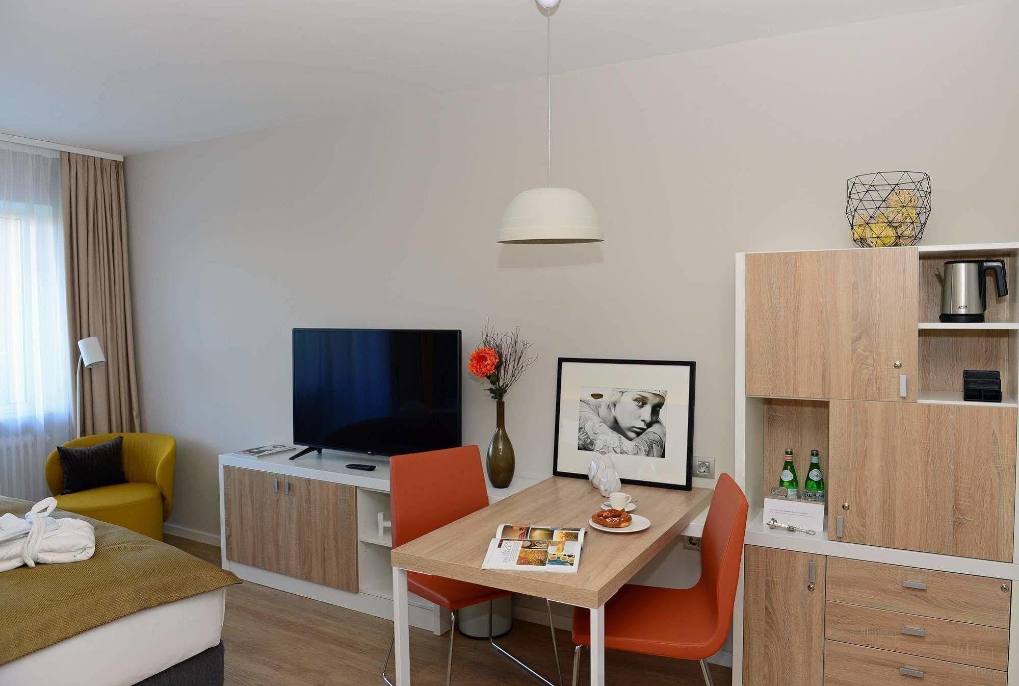 Frederics Muenchen City Schwabing Munique Exterior foto